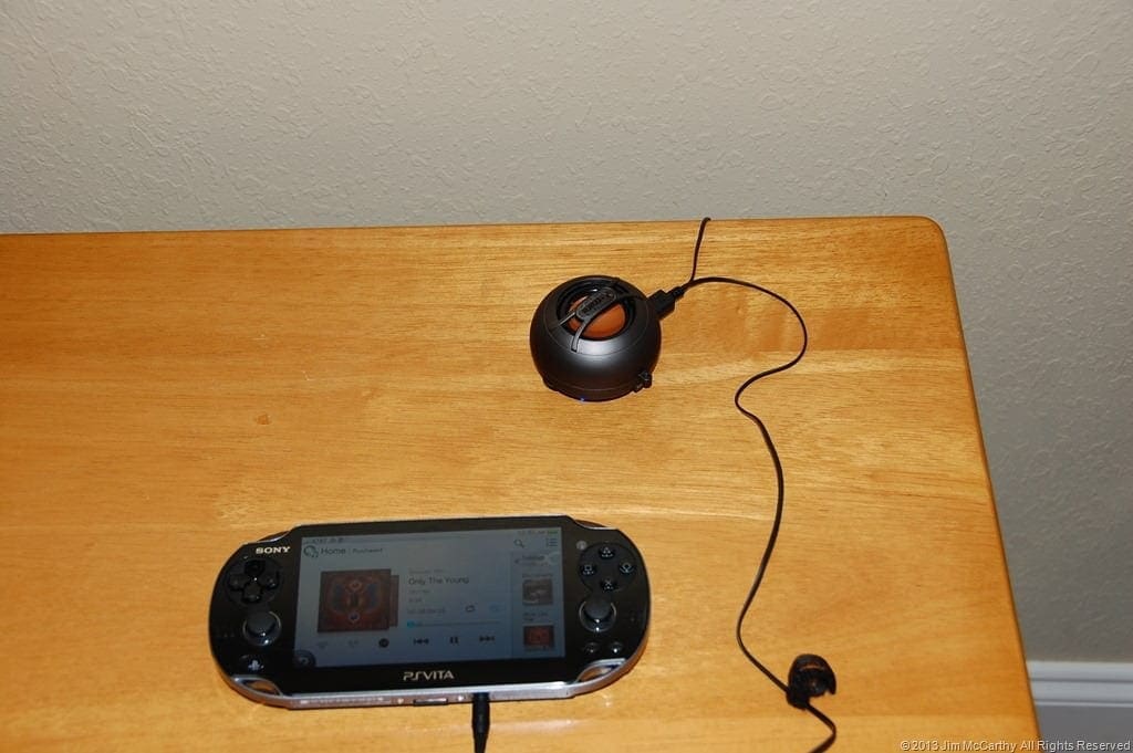 X Mini Uno And Max Capsule Speaker Review Movies Games And Tech