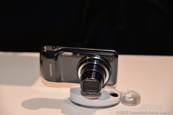 CDW Samsung Galaxy S4 zoom - 13