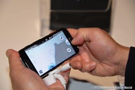 CDW Samsung Galaxy S4 zoom - 3