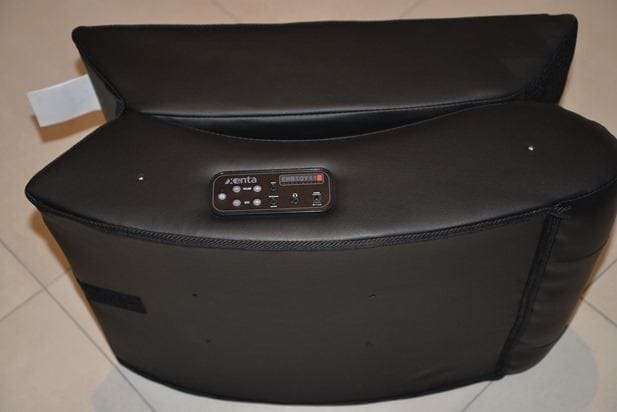 CDW Review Xenta Gaming Chair - 3